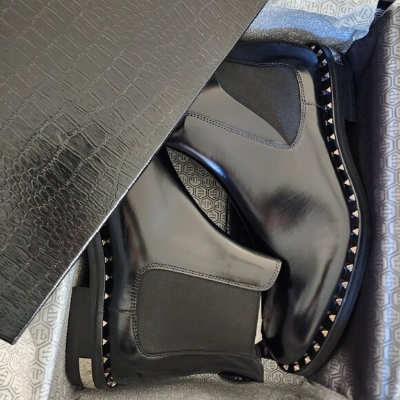 NWT - Philipp Plein Mid Flat Boots Bold Meets Luxe ⚡?(#88) main image 11